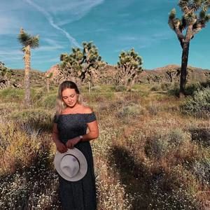 Meet your Posher, Haley